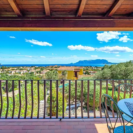 Dom wakacyjny Patty's House Stunning Sea View In Pittulongu - Olbia